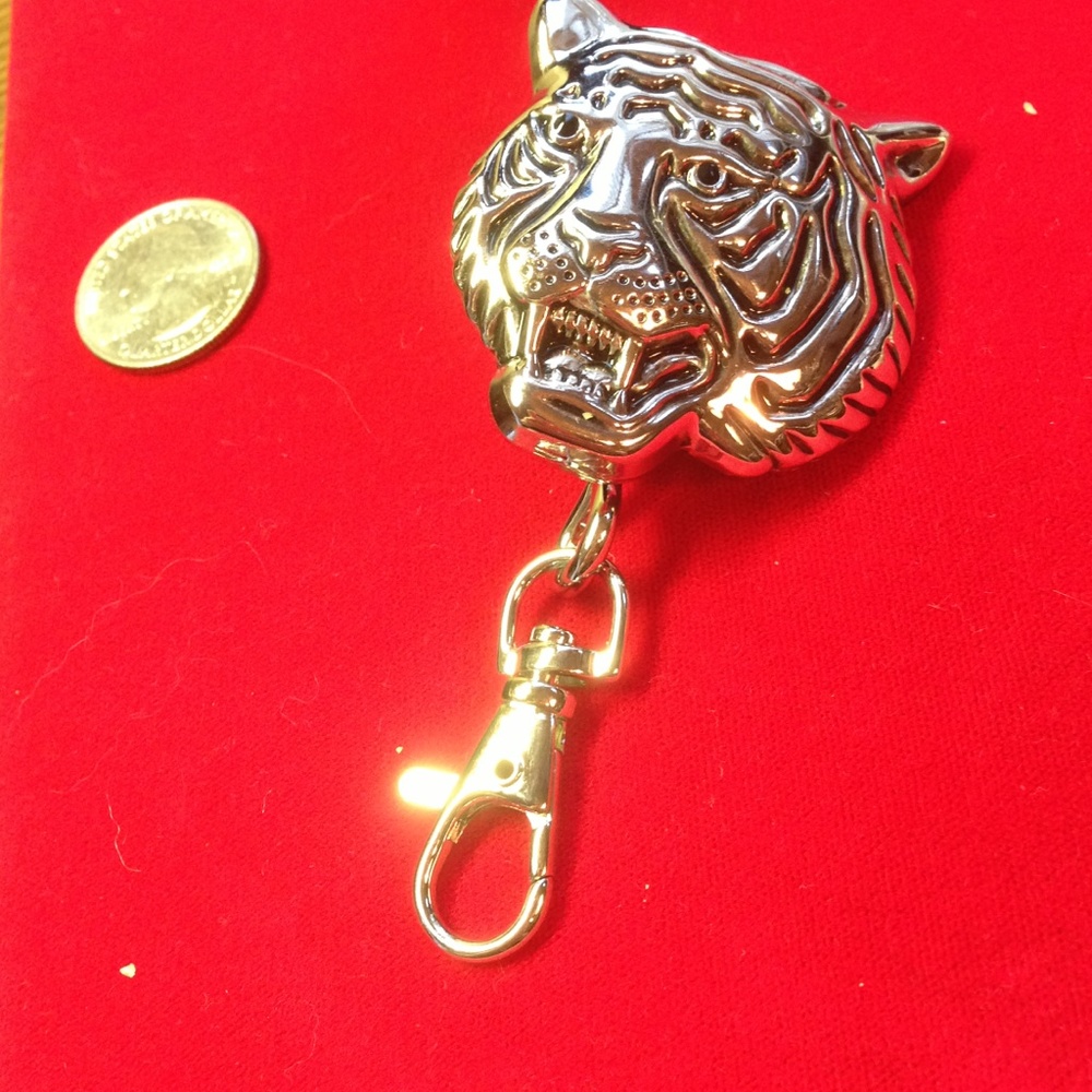 Tiger key finder clip  silver color